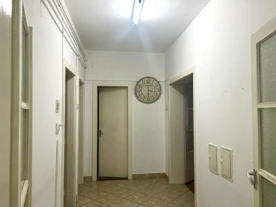 Inchiriere - spatiu versatil,parter,acces direct,90 mp ,3 camere