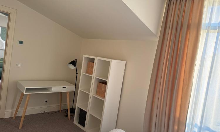 Inchiriere-apartament 3 camere nou ,ultrafinisat ,Ghe.Sincai