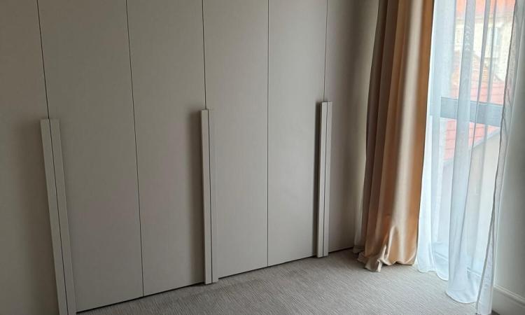 Inchiriere-apartament 3 camere nou ,ultrafinisat ,Ghe.Sincai