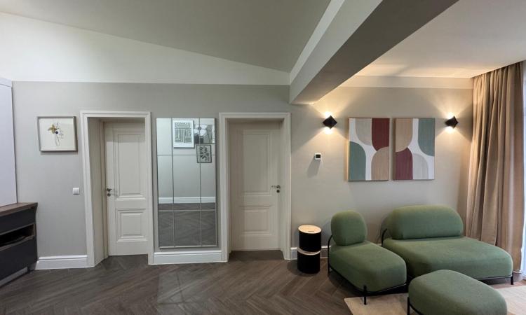 Inchiriere-apartament 3 camere nou ,ultrafinisat ,Ghe.Sincai