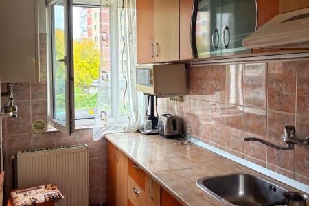 Apartament 2 camere, Cuza Voda, etaj 1