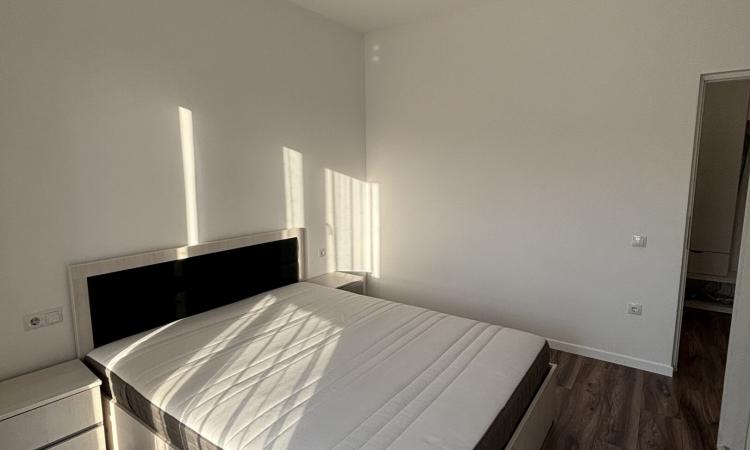 Apartament 2 camere,ultracentral ,etaj 2,zona excelentă