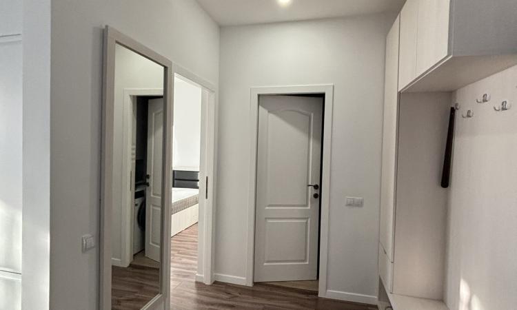 Apartament 2 camere,ultracentral ,etaj 2,zona excelentă
