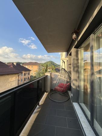 Apartament 2 camere,ultracentral ,etaj 2,zona excelentă