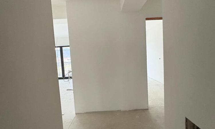 Apartament 3 camere - central , G. Cosbuc