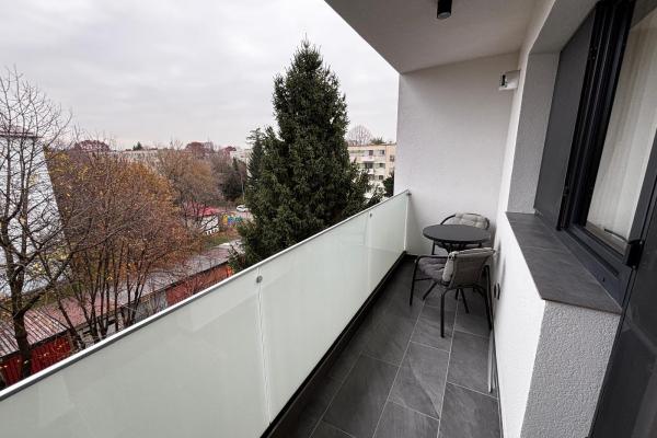Apartament 2 camere - str. G. Enescu, zona Vivo