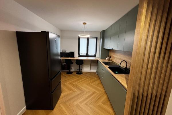 Apartament 2 camere - str. G. Enescu, zona Vivo
