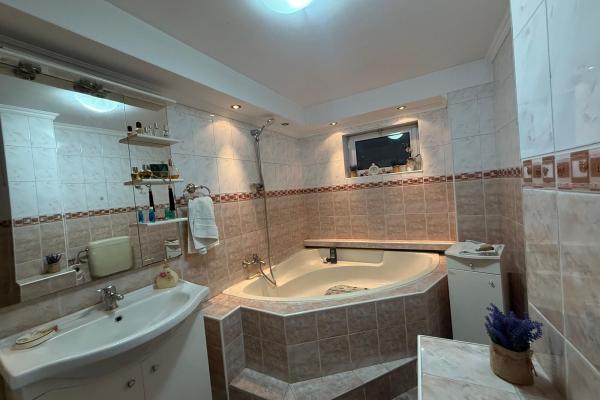Casa Centrul vechi Baia Mare ,490 mp teren , zona excelenta!