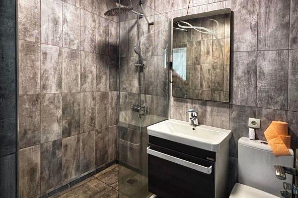 Apartament cu 2 camere - str. Vlad Țepeș (zona Gării)