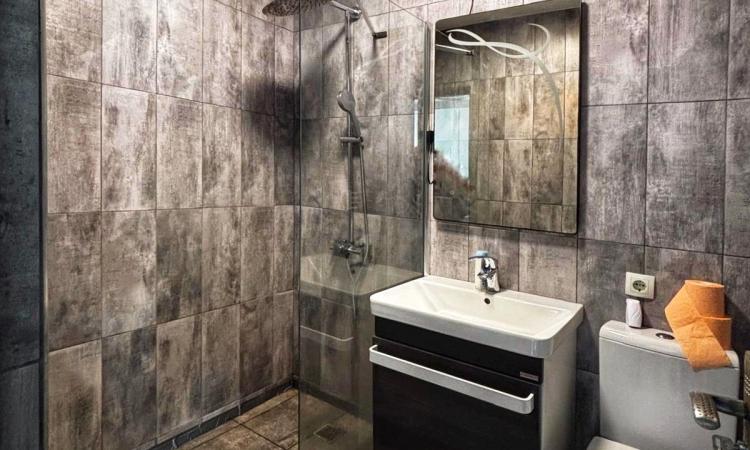 Apartament cu 2 camere - str. Vlad Țepeș (zona Gării)