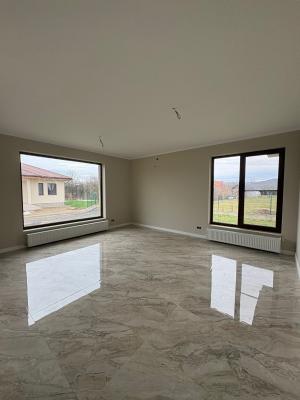 Casă modernă, 129 mp utili, în loc. Săsar