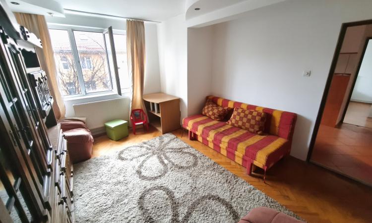Apartament decomandat, 71 mp, etaj 1, orientare sudică – locație excelentă, lângă Gala Il Padrino