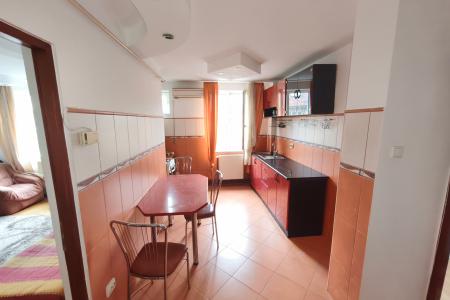 Apartament decomandat, 71 mp, etaj 1, orientare sudică – locație excelentă, lângă Gala Il Padrino