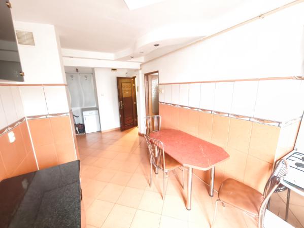 Apartament decomandat, 71 mp, etaj 1, orientare sudică – locație excelentă, lângă Gala Il Padrino