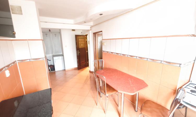 Apartament decomandat, 71 mp, etaj 1, orientare sudică – locație excelentă, lângă Gala Il Padrino