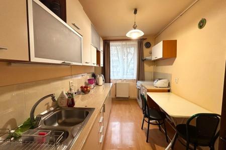 Apartament 3 camere -parter înalt, zona Dragoș Vodă