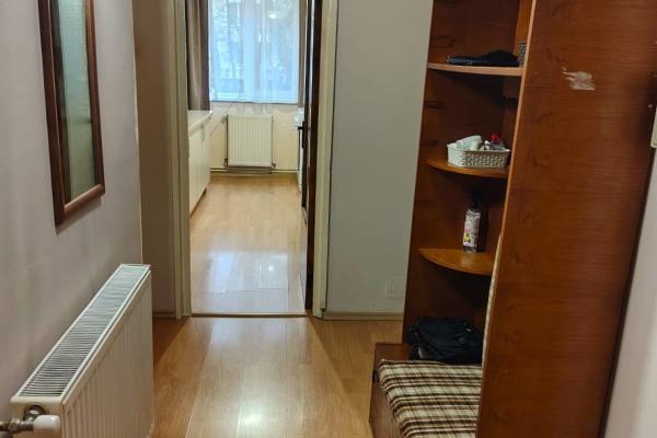 Apartament 3 camere -parter înalt, zona Dragoș Vodă