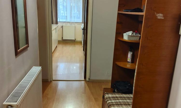 Apartament 3 camere -parter înalt, zona Dragoș Vodă
