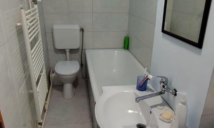 Apartament 3 camere -parter înalt, zona Dragoș Vodă