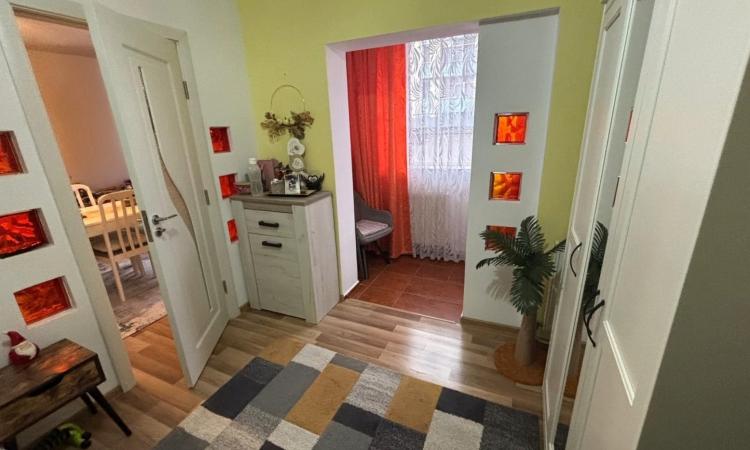 Apartament 2 camere - Parter, str. Matei Basarab, zona Liana