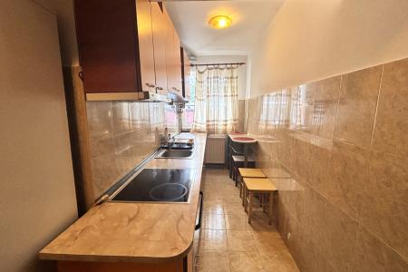 Apartament 2 camere - str. Cuza Voda, Parter