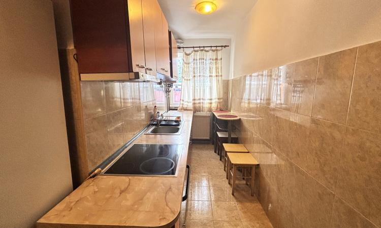 Apartament 2 camere - str. Cuza Voda, Parter