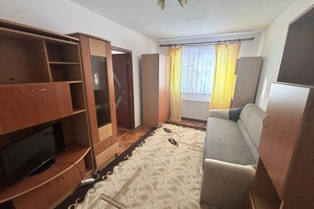 Apartament 2 camere - str. Cuza Voda, Parter