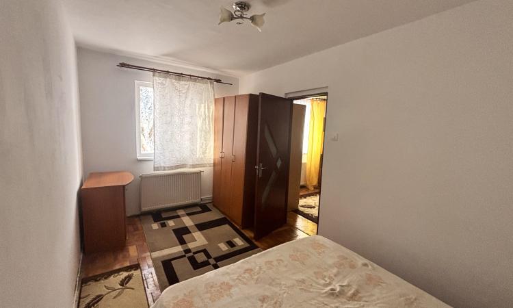 Apartament 2 camere - str. Cuza Voda, Parter