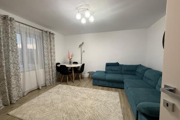 Apartament 2 camere,etaj 1 ,Regele Ferdinand ,zona iesire Grosi piata agroalimentara