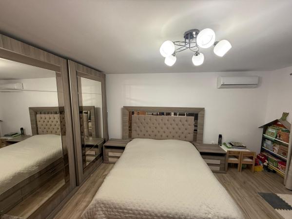Apartament 2 camere,etaj 1 ,Regele Ferdinand ,zona  iesire Grosi piata agroalimentara