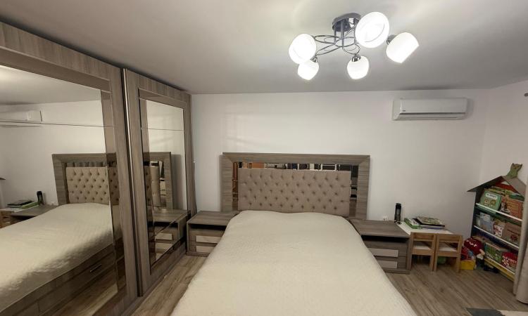 Apartament 2 camere,etaj 1 ,Regele Ferdinand ,zona iesire Grosi piata agroalimentara