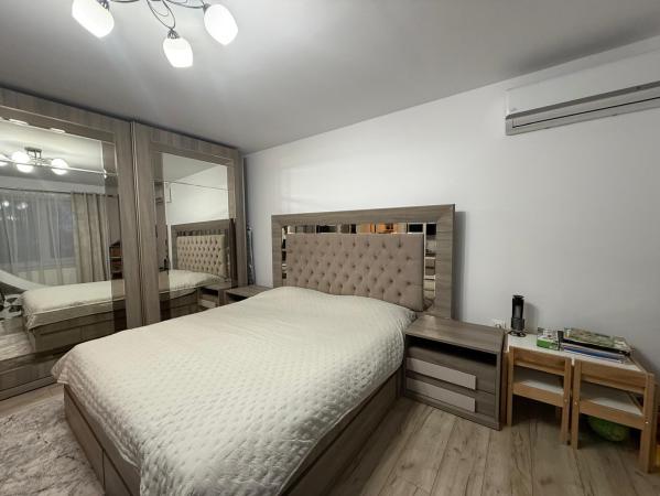 Apartament 2 camere,etaj 1 ,Regele Ferdinand ,zona  iesire Grosi piata agroalimentara