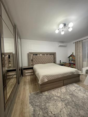 Apartament 2 camere,etaj 1 ,Regele Ferdinand ,zona  iesire Grosi piata agroalimentara