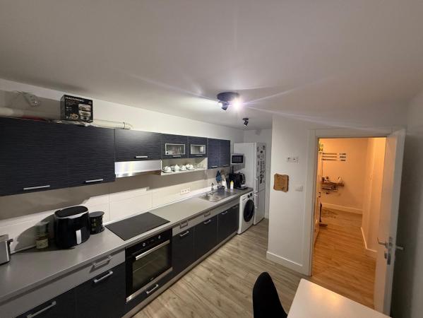 Apartament 2 camere,etaj 1 ,Regele Ferdinand ,zona  iesire Grosi piata agroalimentara