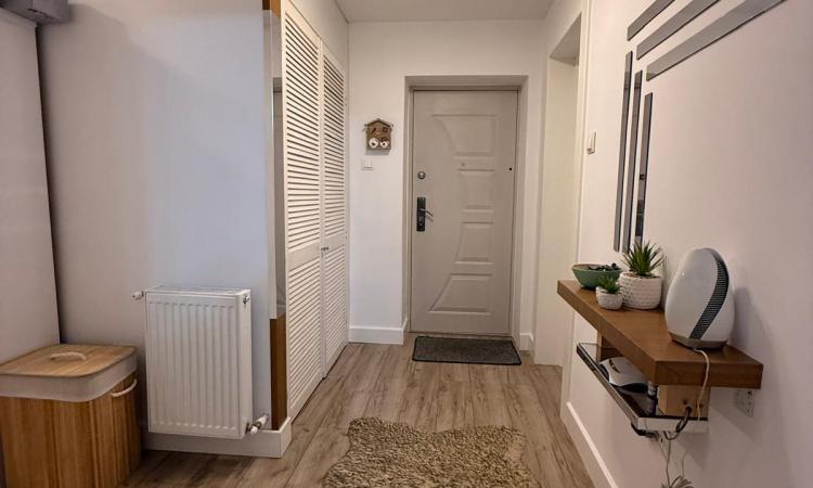 Apartament 2 camere,etaj 1 ,Regele Ferdinand ,zona iesire Grosi piata agroalimentara