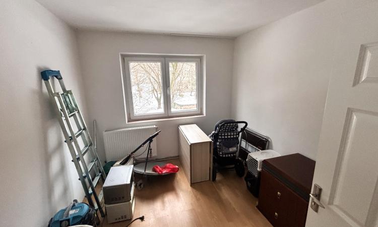 Apartament 4 camere de vânzare – Etaj 1, zonă Facultatea de Litere