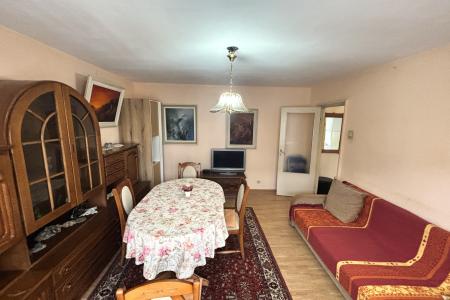 Apartament 4 camere de vânzare – Etaj 1, zonă Facultatea de Litere