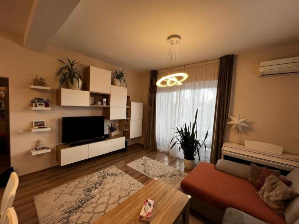Apartament 2 camere ,Centrul vechi V.Lucaciu ,modern gata de mutare,etaj 1
