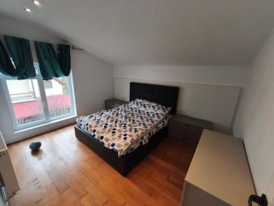 Apartament de închiriat – 4 camere, 100 mp, zona Mărul de Aur, Baia Mare  Loc de parcare inclus