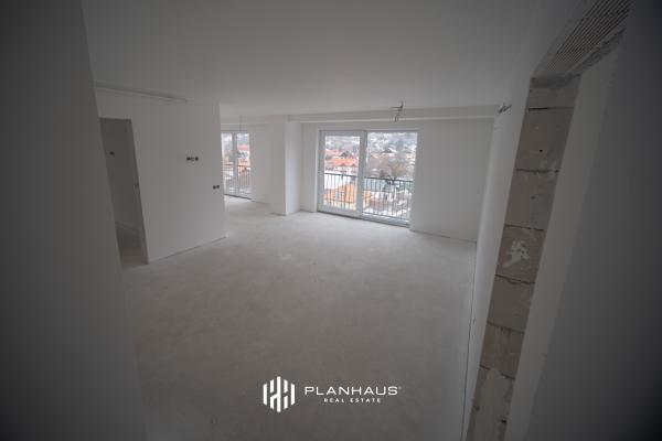 Apartament 3 camere ,Centrul vechi Baia Mare ,zona Grivitei