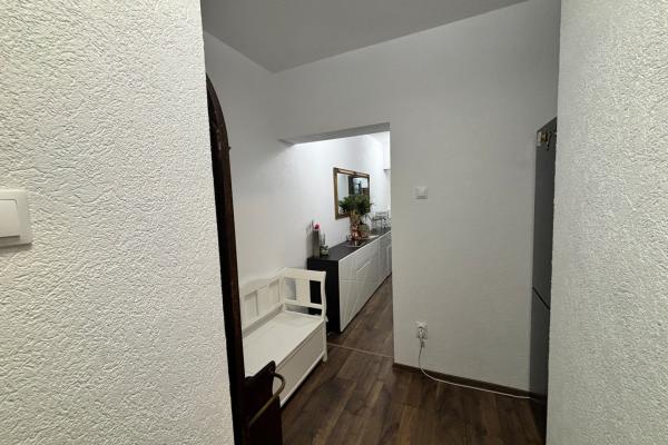 Apartament 3 camere decomandat – zonă centrală, Str. Minerilor