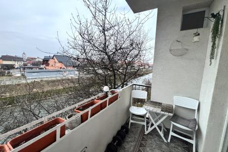 Apartament 3 camere decomandat – zonă centrală, Str. Minerilor