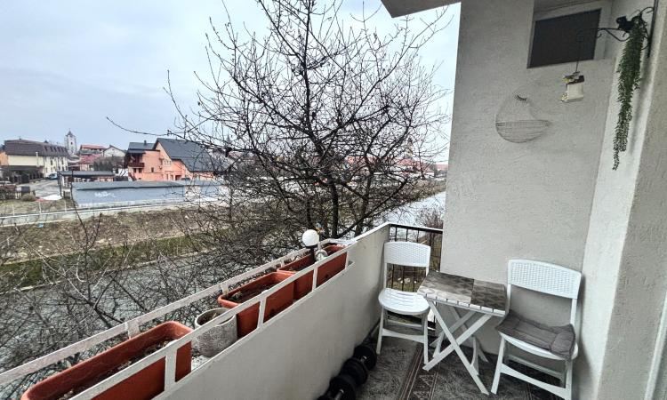 Apartament 3 camere decomandat – zonă centrală, Str. Minerilor