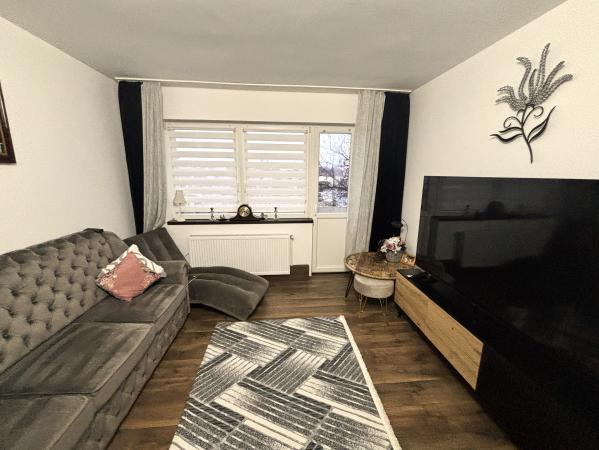 Apartament 3 camere decomandat – zonă centrală, Str. Minerilor