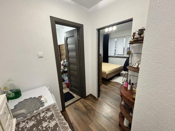 Apartament 3 camere decomandat – zonă centrală, Str. Minerilor