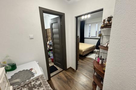 Apartament 3 camere decomandat – zonă centrală, Str. Minerilor