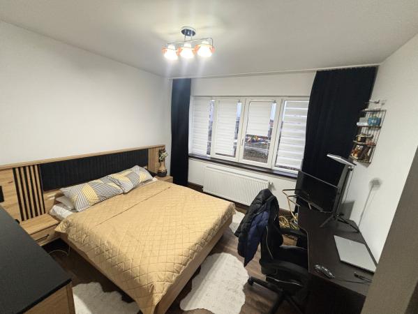 Apartament 3 camere decomandat – zonă centrală, Str. Minerilor
