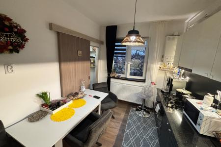 Apartament 3 camere decomandat – zonă centrală, Str. Minerilor