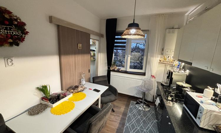 Apartament 3 camere decomandat – zonă centrală, Str. Minerilor