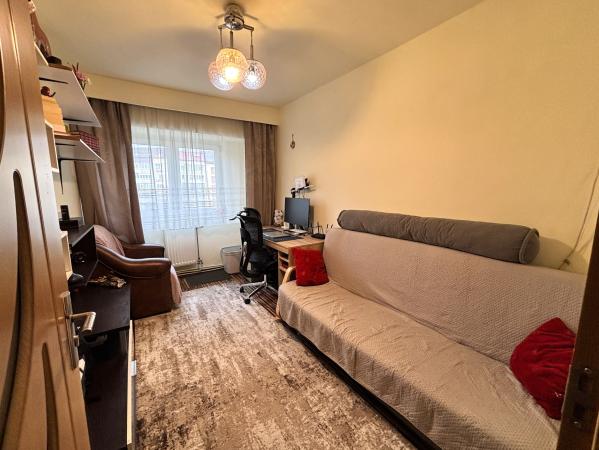 Apartament 3 camere de vânzare – Bld. Traian, Muzeul de Mineralogie
